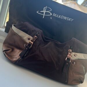 B. Makowsky handbag